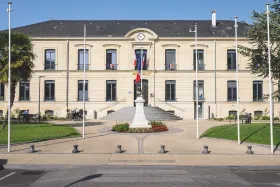 Hôtel de ville de Houilles (78)