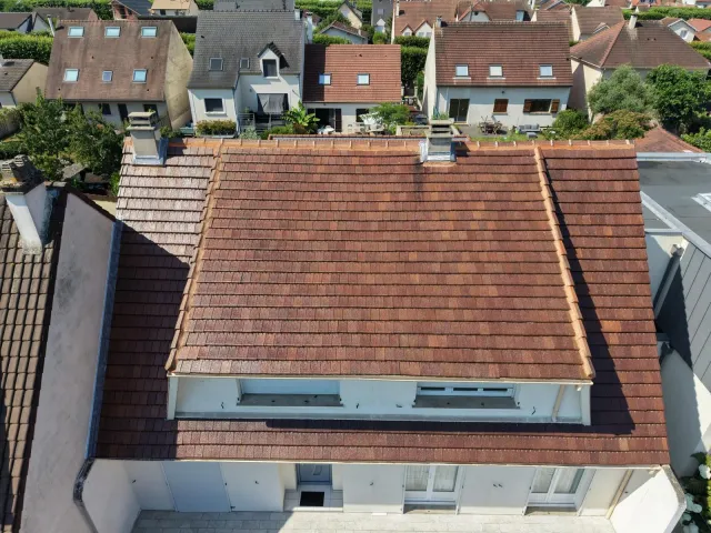 Toiture neuve après rénovation complète à Houilles