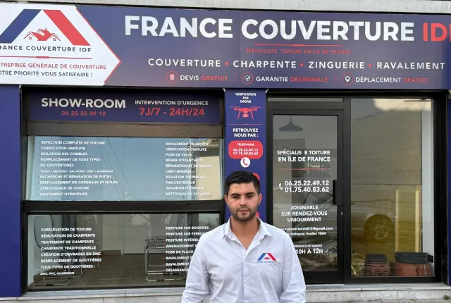 Vitrine de l’agence France Couverture IDF à Houilles (78)