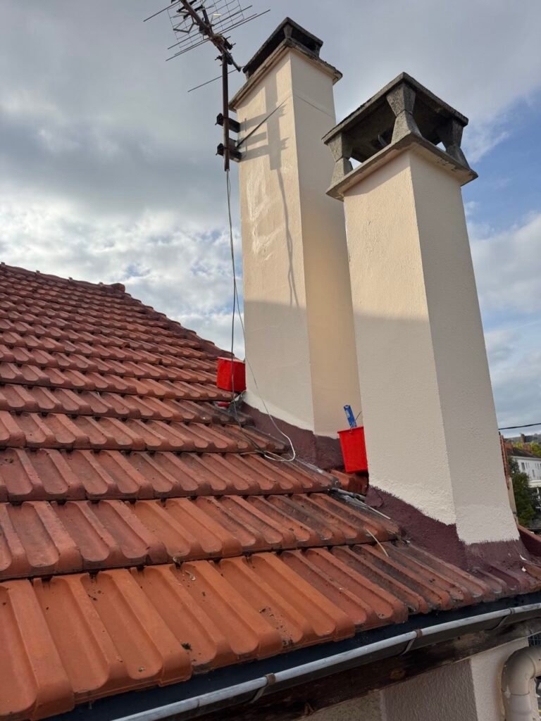 1 🔥 Cheminée Noircie ou Abîmée ? Diagnostic Expert et Solutions de Rénovation Professionnelle incroyable